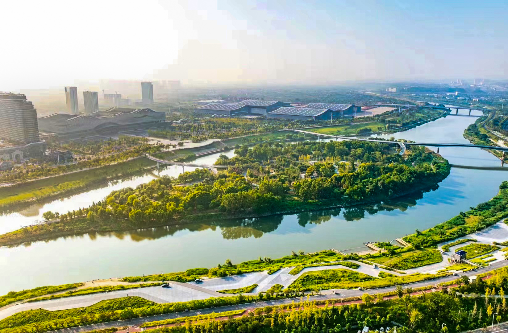 磨盤(pán)洲生態(tài)公園實(shí)景圖.jpg