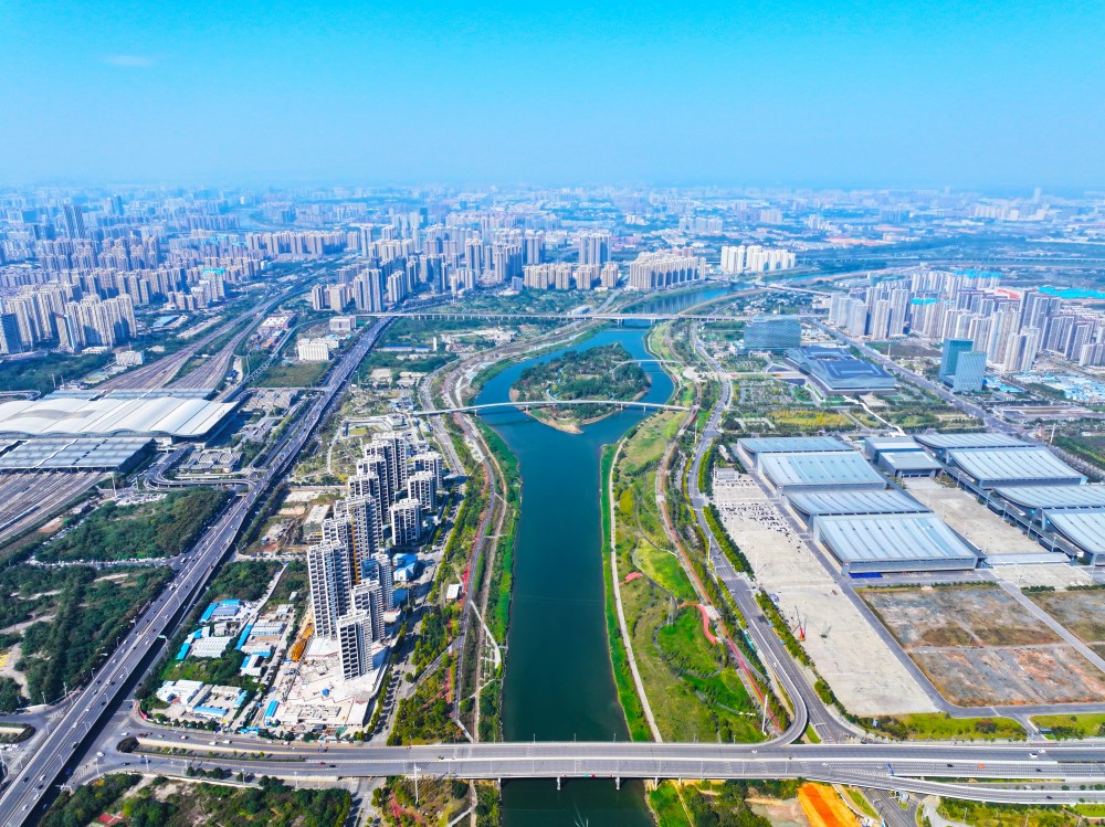 長(zhǎng)沙國(guó)際會(huì)展新城實(shí)景圖.JPG